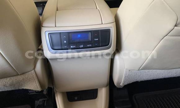 Buy Used Toyota Highlander White Car in Accra in Greater Accra Buy Used Toyota Highlander White Car in Accra in Greater Accra