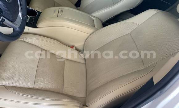 Buy Used Toyota Highlander White Car in Accra in Greater Accra Buy Used Toyota Highlander White Car in Accra in Greater Accra