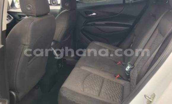 Ra Àlòkù Chevrolet Equinox funfun Ọkọ̀ in Accra ni Greater Accra Ra Àlòkù Chevrolet Equinox funfun Ọkọ̀ in Accra ni Greater Accra