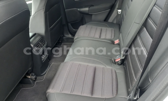 Buy Used Honda CR–V White Car in Accra in Greater Accra Buy Used Honda CR–V White Car in Accra in Greater Accra