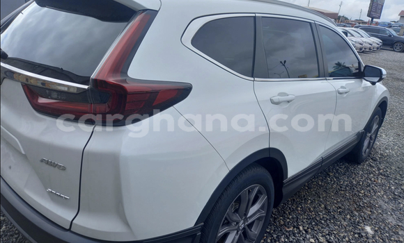 Buy Used Honda CR–V White Car in Accra in Greater Accra Buy Used Honda CR–V White Car in Accra in Greater Accra