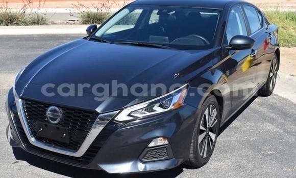 Ra Àlòkù Nissan Altima Black Ọkọ̀ in Accra ni Greater Accra Ra Àlòkù Nissan Altima Black Ọkọ̀ in Accra ni Greater Accra