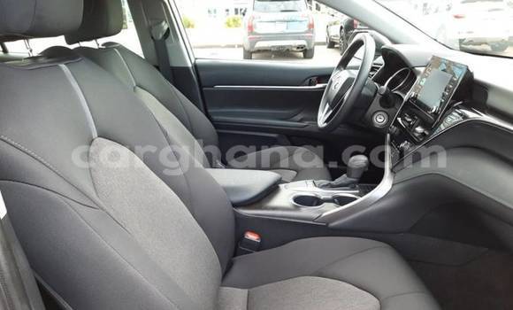 Sayi Na hannu Toyota Camry White Mota in Accra a Greater Accra Sayi Na hannu Toyota Camry White Mota in Accra a Greater Accra