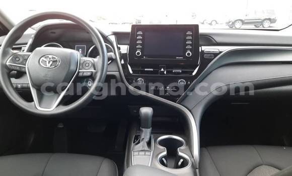 Sayi Na hannu Toyota Camry White Mota in Accra a Greater Accra Sayi Na hannu Toyota Camry White Mota in Accra a Greater Accra