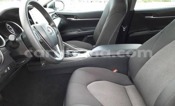 Sayi Na hannu Toyota Camry White Mota in Accra a Greater Accra Sayi Na hannu Toyota Camry White Mota in Accra a Greater Accra