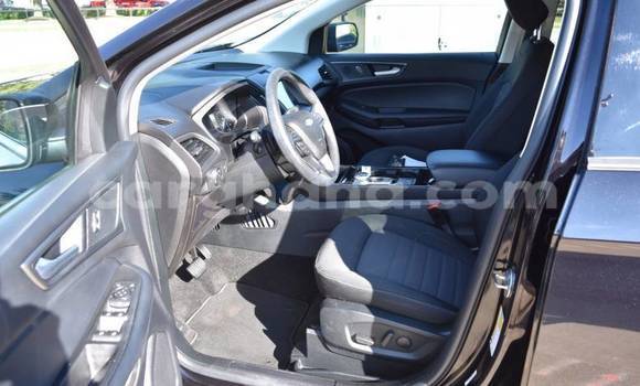 Sayi Na hannu Ford Edge Black Mota in Accra a Greater Accra Sayi Na hannu Ford Edge Black Mota in Accra a Greater Accra