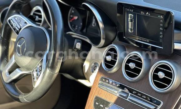 Sayi Na hannu Mercedes‒Benz C–Class White Mota in Accra a Greater Accra Sayi Na hannu Mercedes‒Benz C–Class White Mota in Accra a Greater Accra
