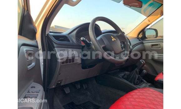 Ra Imported Mitsubishi L200 funfun Ọkọ̀ in Import - Dubai ni Ashanti Ra Imported Mitsubishi L200 funfun Ọkọ̀ in Import - Dubai ni Ashanti