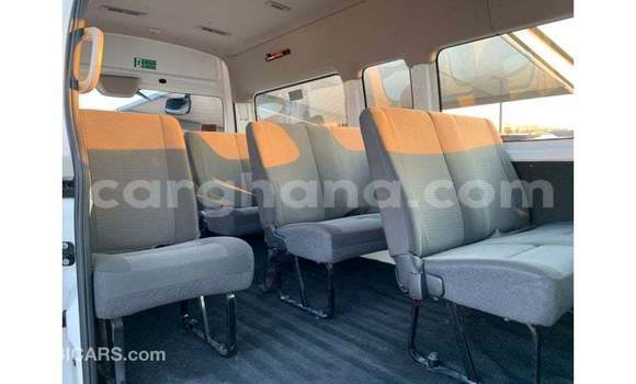 Sayi Imported Nissan Urvan White Mota in Import - Dubai a Ashanti Sayi Imported Nissan Urvan White Mota in Import - Dubai a Ashanti