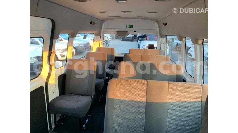 Big with watermark nissan urvan ashanti import dubai 52196