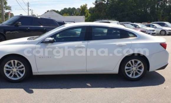 Sayi Na hannu Chevrolet Malibu White Mota in Accra a Greater Accra Sayi Na hannu Chevrolet Malibu White Mota in Accra a Greater Accra