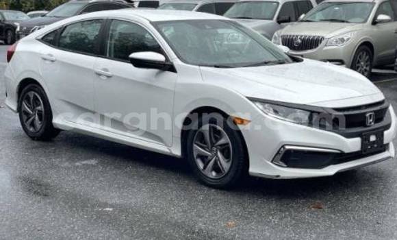 Sayi Na hannu Honda Civic White Mota in Accra a Greater Accra Sayi Na hannu Honda Civic White Mota in Accra a Greater Accra