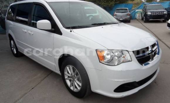 Sayi Na hannu Dodge Caravan White Mota in Accra a Greater Accra Sayi Na hannu Dodge Caravan White Mota in Accra a Greater Accra