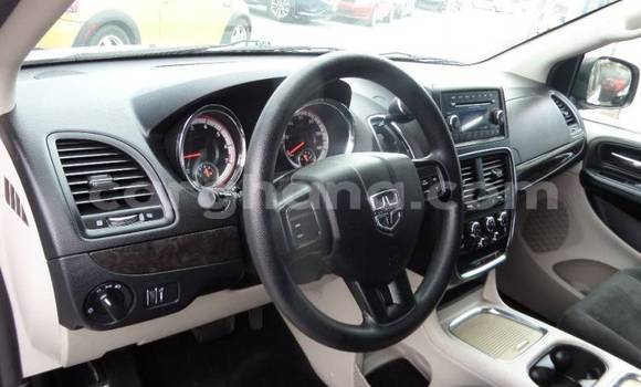 Sayi Na hannu Dodge Caravan White Mota in Accra a Greater Accra Sayi Na hannu Dodge Caravan White Mota in Accra a Greater Accra