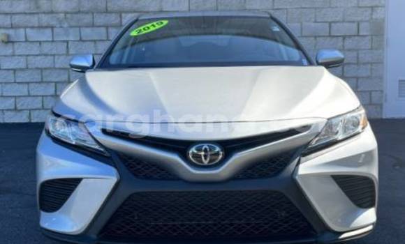 Ra Àlòkù Toyota Camry Silver Ọkọ̀ in Accra ni Greater Accra Ra Àlòkù Toyota Camry Silver Ọkọ̀ in Accra ni Greater Accra