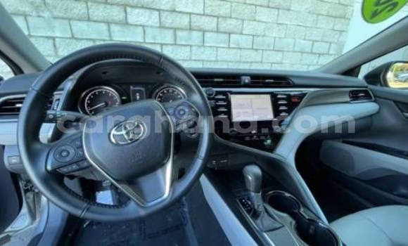 Ra Àlòkù Toyota Camry Silver Ọkọ̀ in Accra ni Greater Accra Ra Àlòkù Toyota Camry Silver Ọkọ̀ in Accra ni Greater Accra