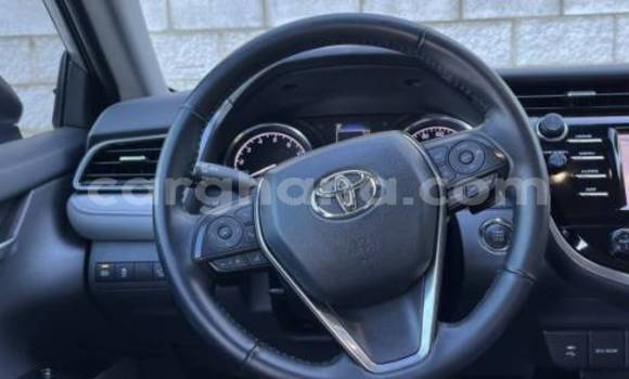 Ra Àlòkù Toyota Camry Silver Ọkọ̀ in Accra ni Greater Accra Ra Àlòkù Toyota Camry Silver Ọkọ̀ in Accra ni Greater Accra