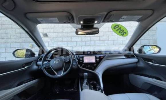 Ra Àlòkù Toyota Camry Silver Ọkọ̀ in Accra ni Greater Accra Ra Àlòkù Toyota Camry Silver Ọkọ̀ in Accra ni Greater Accra