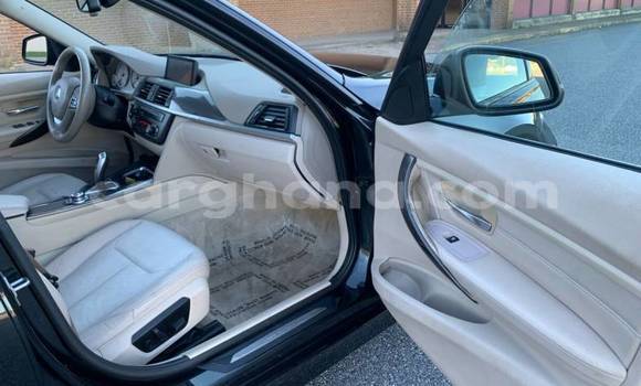 Ra Àlòkù BMW 3–Series Black Ọkọ̀ in Accra ni Greater Accra Ra Àlòkù BMW 3–Series Black Ọkọ̀ in Accra ni Greater Accra