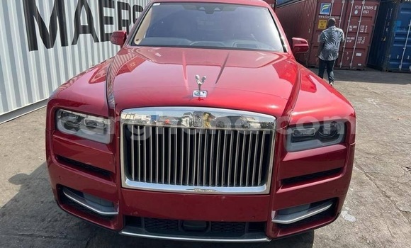 Sayi Na hannu Rolls-Royce Cullinan Red Mota in Accra a Greater Accra Sayi Na hannu Rolls-Royce Cullinan Red Mota in Accra a Greater Accra