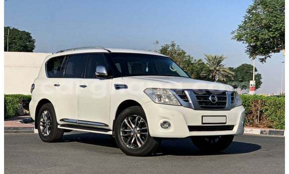 Ra Imported Nissan Patrol funfun Ọkọ̀ in Import - Dubai ni Ashanti Ra Imported Nissan Patrol funfun Ọkọ̀ in Import - Dubai ni Ashanti