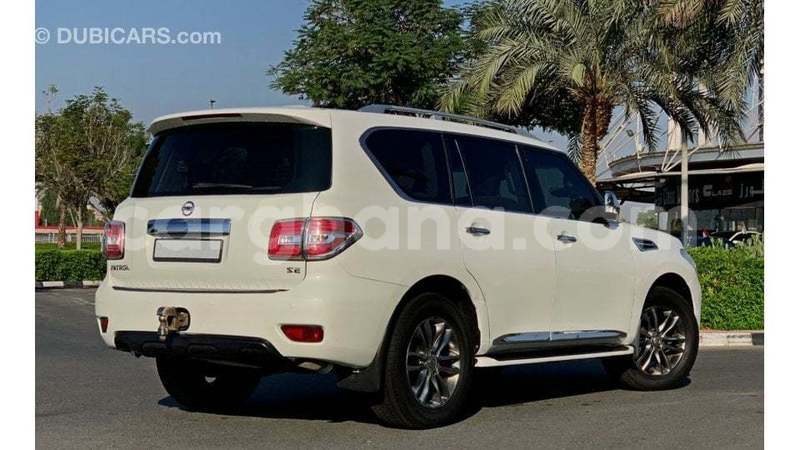 Big with watermark nissan patrol ashanti import dubai 52223