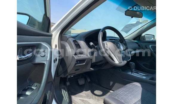 Ra Imported Nissan Altima funfun Ọkọ̀ in Import - Dubai ni Ashanti Ra Imported Nissan Altima funfun Ọkọ̀ in Import - Dubai ni Ashanti