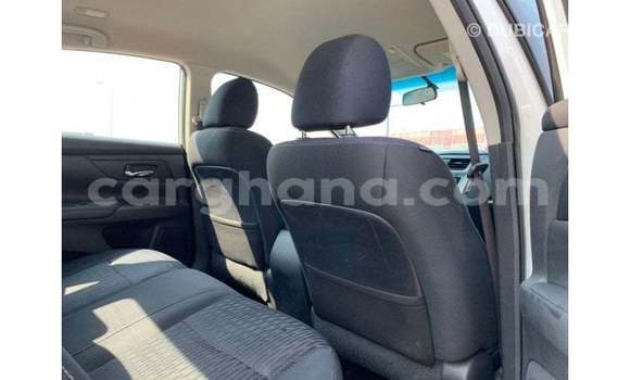 Ra Imported Nissan Altima funfun Ọkọ̀ in Import - Dubai ni Ashanti Ra Imported Nissan Altima funfun Ọkọ̀ in Import - Dubai ni Ashanti