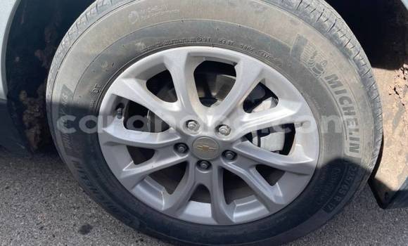 Sayi Na hannu Chevrolet Equinox Azurfa Mota in Accra a Greater Accra Sayi Na hannu Chevrolet Equinox Azurfa Mota in Accra a Greater Accra