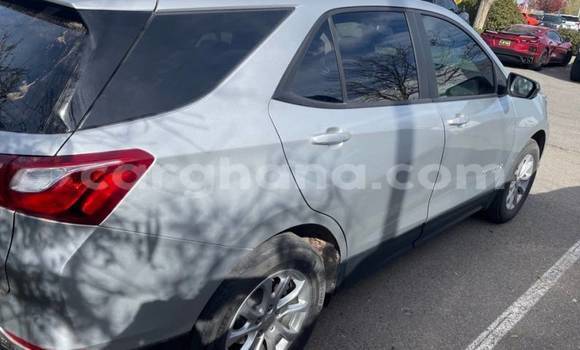Sayi Na hannu Chevrolet Equinox Azurfa Mota in Accra a Greater Accra Sayi Na hannu Chevrolet Equinox Azurfa Mota in Accra a Greater Accra