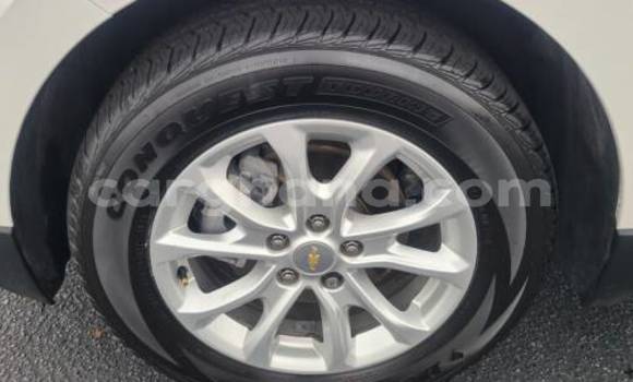 Sayi Na hannu Chevrolet Equinox White Mota in Accra a Greater Accra Sayi Na hannu Chevrolet Equinox White Mota in Accra a Greater Accra