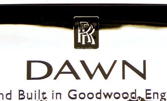 Sayi Na hannu Rolls-Royce Dawn Black Mota in Accra a Greater Accra Sayi Na hannu Rolls-Royce Dawn Black Mota in Accra a Greater Accra