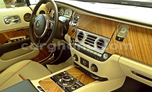 Sayi Na hannu Rolls-Royce Dawn Black Mota in Accra a Greater Accra Sayi Na hannu Rolls-Royce Dawn Black Mota in Accra a Greater Accra