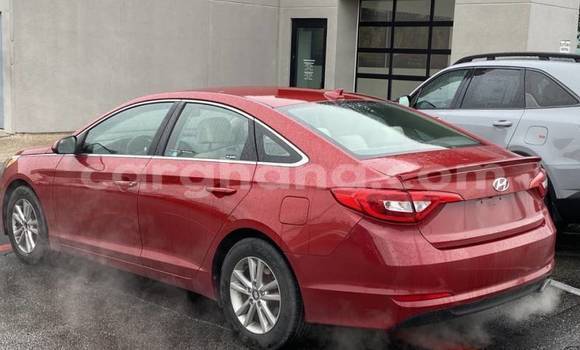 Sayi Na hannu Hyundai Sonata Red Mota in Accra a Greater Accra Sayi Na hannu Hyundai Sonata Red Mota in Accra a Greater Accra