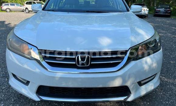 Buy Used Honda Accord White Car in Accra in Greater Accra Buy Used Honda Accord White Car in Accra in Greater Accra