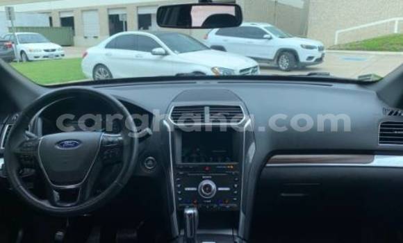 Sayi Na hannu Ford Explorer Black Mota in Accra a Greater Accra Sayi Na hannu Ford Explorer Black Mota in Accra a Greater Accra