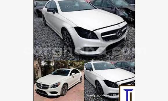 Buy Used Mercedes‒Benz C–Class White Car in Accra in Greater Accra Buy Used Mercedes‒Benz C–Class White Car in Accra in Greater Accra