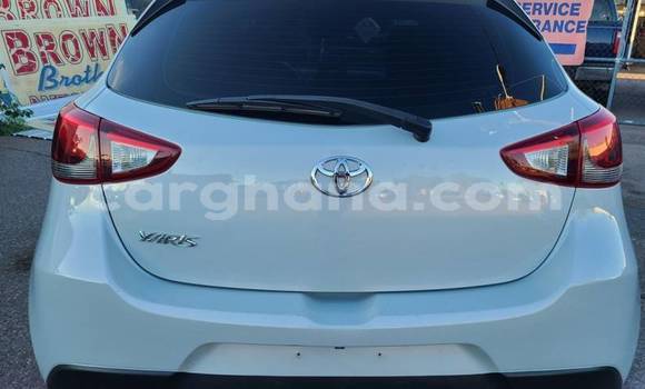 Sayi Na hannu Toyota Yaris White Mota in Accra a Greater Accra Sayi Na hannu Toyota Yaris White Mota in Accra a Greater Accra