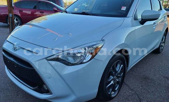 Sayi Na hannu Toyota Yaris White Mota in Accra a Greater Accra Sayi Na hannu Toyota Yaris White Mota in Accra a Greater Accra