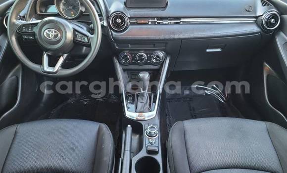 Sayi Na hannu Toyota Yaris White Mota in Accra a Greater Accra Sayi Na hannu Toyota Yaris White Mota in Accra a Greater Accra