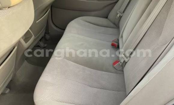 Sayi Na hannu Toyota Camry White Mota in Accra a Greater Accra Sayi Na hannu Toyota Camry White Mota in Accra a Greater Accra