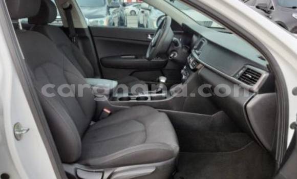 Sayi Na hannu Kia Optima White Mota in Accra a Greater Accra Sayi Na hannu Kia Optima White Mota in Accra a Greater Accra