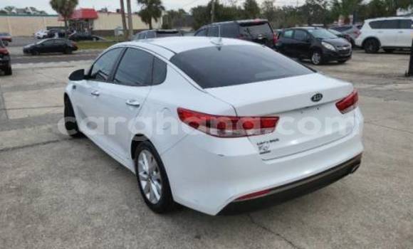 Sayi Na hannu Kia Optima White Mota in Accra a Greater Accra Sayi Na hannu Kia Optima White Mota in Accra a Greater Accra