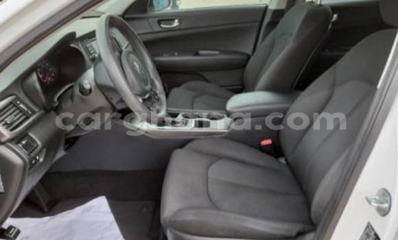 Sayi Na hannu Kia Optima White Mota in Accra a Greater Accra Sayi Na hannu Kia Optima White Mota in Accra a Greater Accra