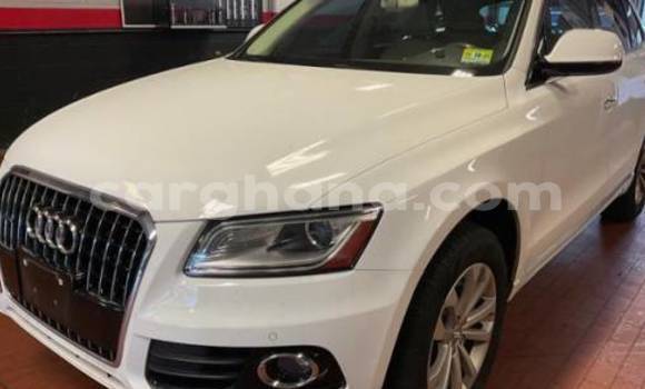 Sayi Na hannu Audi Q5 White Mota in Accra a Greater Accra Sayi Na hannu Audi Q5 White Mota in Accra a Greater Accra