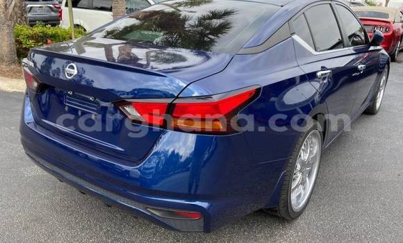 Buy Used Nissan Altima Blue Car in Accra in Greater Accra Buy Used Nissan Altima Blue Car in Accra in Greater Accra