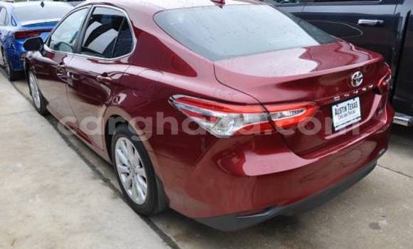 Ra Àlòkù Toyota Camry Red Ọkọ̀ in Accra ni Greater Accra Ra Àlòkù Toyota Camry Red Ọkọ̀ in Accra ni Greater Accra