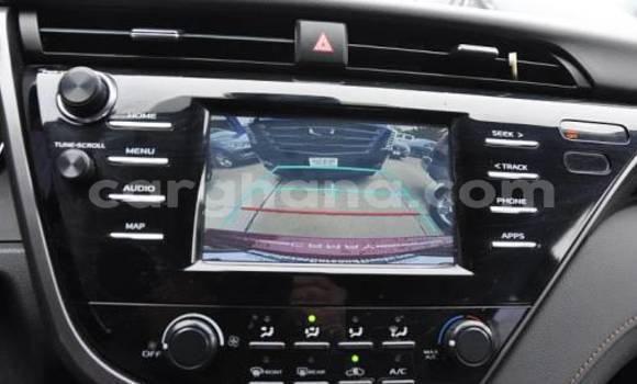 Ra Àlòkù Toyota Camry Red Ọkọ̀ in Accra ni Greater Accra Ra Àlòkù Toyota Camry Red Ọkọ̀ in Accra ni Greater Accra