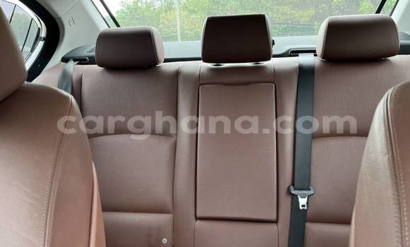 Sayi Na hannu BMW 5–Series Blue Mota in Accra a Greater Accra Sayi Na hannu BMW 5–Series Blue Mota in Accra a Greater Accra