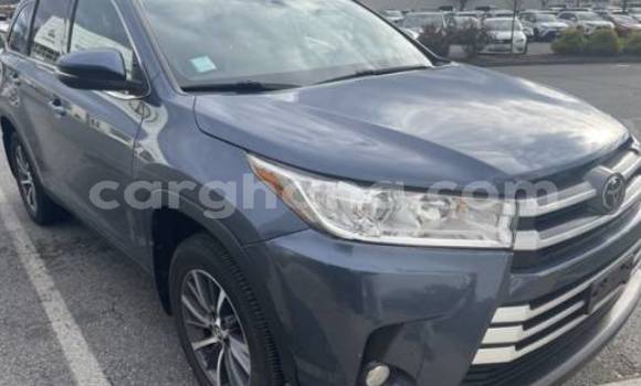 Ra Àlòkù Toyota Highlander Blue Ọkọ̀ in Accra ni Greater Accra Ra Àlòkù Toyota Highlander Blue Ọkọ̀ in Accra ni Greater Accra